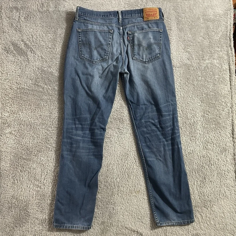 Levi's‎ 514 Jeans Mens Size 36x34 Straight Leg Medium Wash Whiskered Blue Denim
